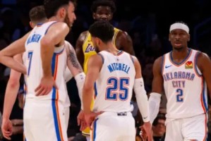 bob半岛体育官方入口-太残暴了！雷霆连续3场比赛至少赢对手35分，NBA历史首队